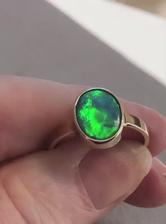 9ct Yellow Gold Lightning Ridge Doublet Opal Ring