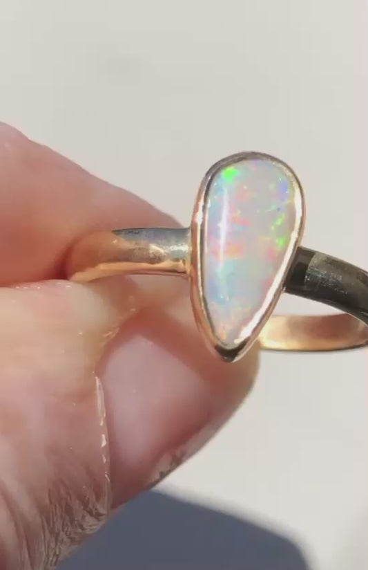 Lightning Ridge Opal Ring Set in 9ct Yellow Gold [G5]